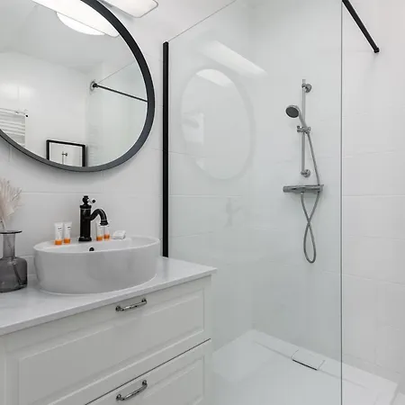 아파트 Navigator Portowa By Renters *